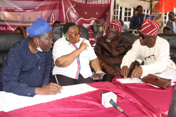 (L-R0 Member EBHS BOT, Ekorian Barr. Theo Ola-Ayeni, LASG Commissioner for Education, Mrs Folashade Adefisayo, EKOBA 1st VP, Ekorian Babatunde Adesola, EBHS BOT Member Ekorian Dr. Kola Ibirogba